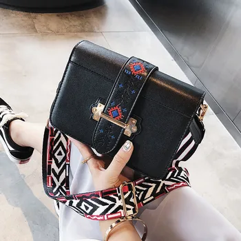 

European Fashion Female Square Bag 2019 New Quality PU Leather Women's Designer Handbag Rivet Lock Chain Shoulder Messenger bags