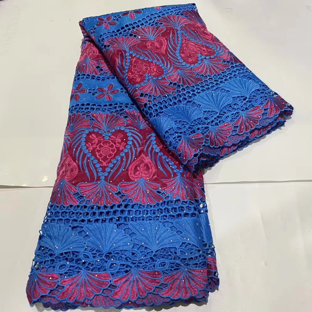 FD0D55BCCA473DE13644695D68F5605B