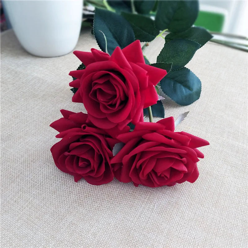 rose red 7 шт. настоящий сенсорный ствол ветки латексная роза на ощупь Войлок имитация Декоративные Искусственные Силиконовые розы цветы для дома и свадьбы - Цвет: rose red