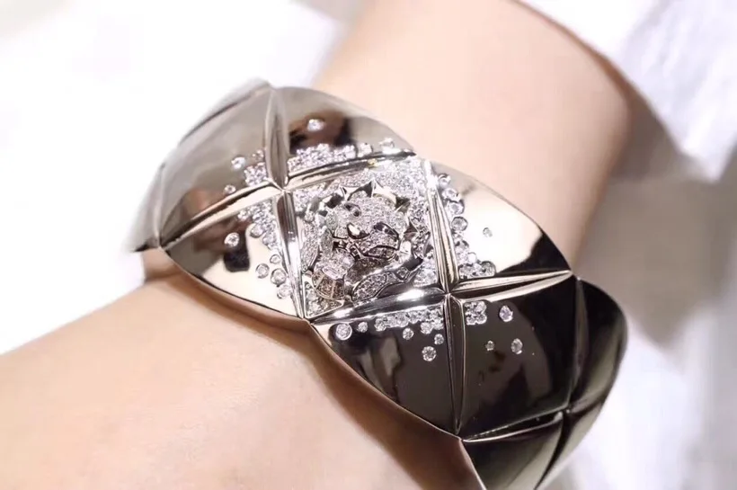 

Hot Famous Brand fashion party jewelry Cutting pattern bracelet huge heavy mental bangle wide cz zircon exaggerate cuff bangles