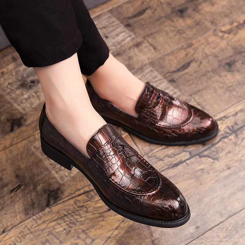 Merkmak British Style Men Dress Shoe Fashion Crocodile Pattern Slip-on Business Formal Shoe Big Size Party Wedding Footwear