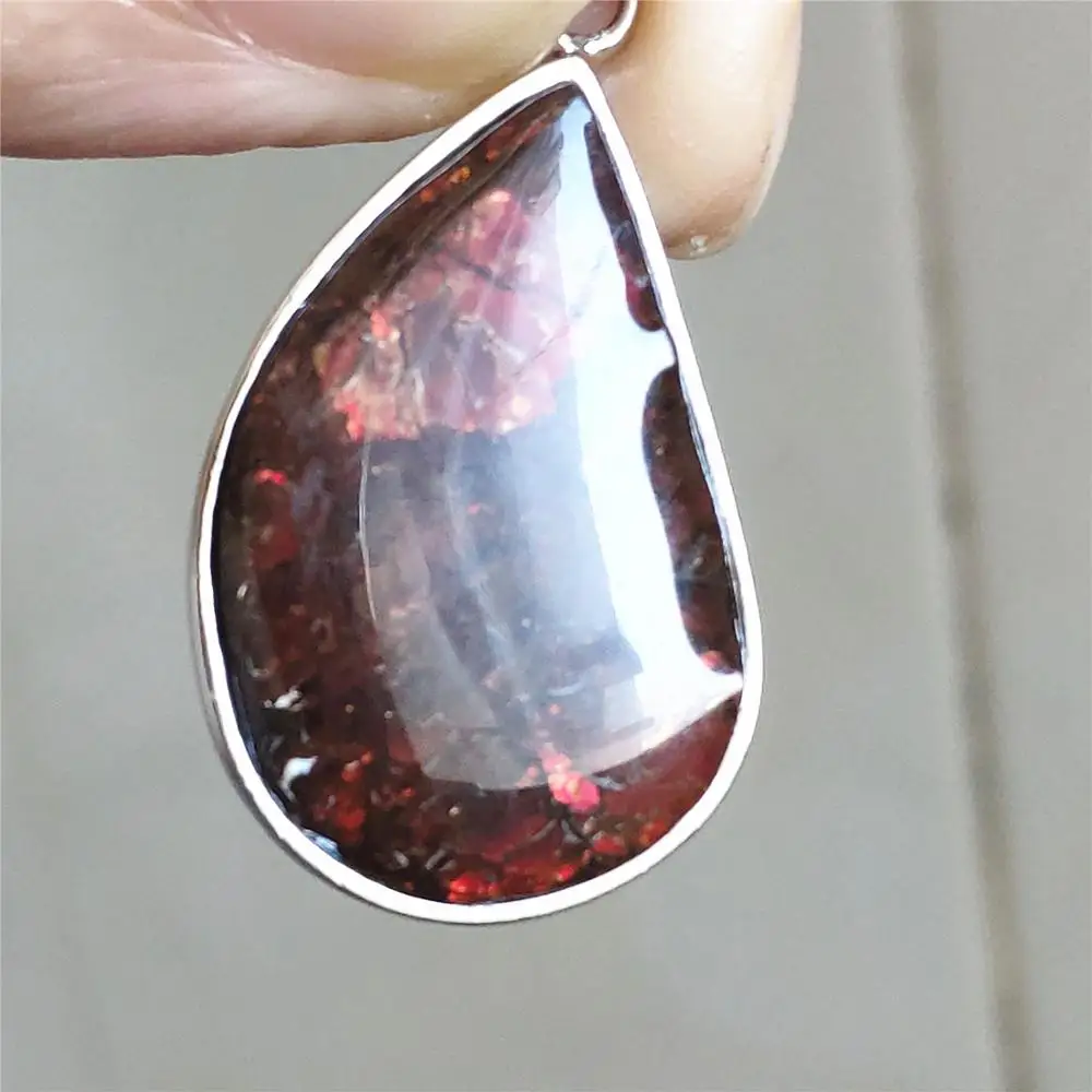 

Top Natural Red Ammonite Ammolite Colorful Light Silver Gemstone Pendant 28x18x5mm Women Men From Canada Rare Necklace AAAAA