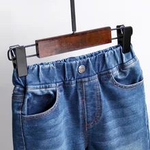 Новинка года; сезон осень-зима; детская одежда; детские брюки в Корейском стиле; Чистый хлопок; мягкая джинсовая одежда для мальчиков