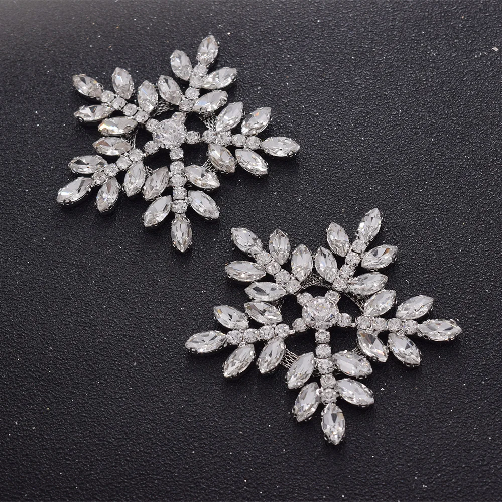 Snow crystal appliques for garment sewing (3)