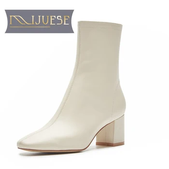 

MLJUESE 2021 women soft ankle boots cow leather zippers boots winter short plush square toe high heels women boots