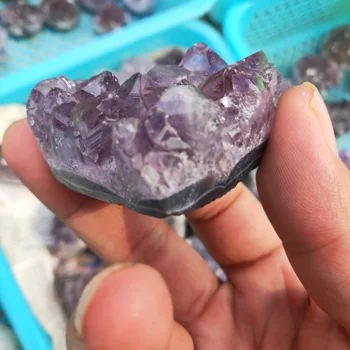 

1pcs Amethyst Geode Heart Shaped Crystal Healing Crystals Stones Titanium Rainbow Aura Amethyst Cluster Angel Aura Quartz