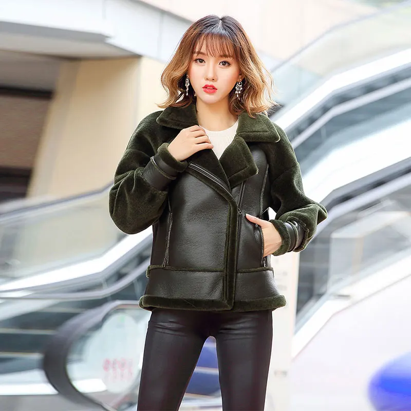 Winter short jacket Genuine Fur Coat 100% Wool
