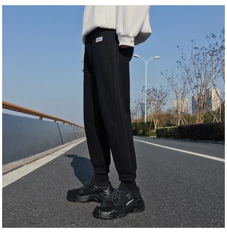 New Spring And Autumn Plus Velvet Solid Color Casual Pants Loose Pants Men's Sweatpants Black / Brown M-2XL
