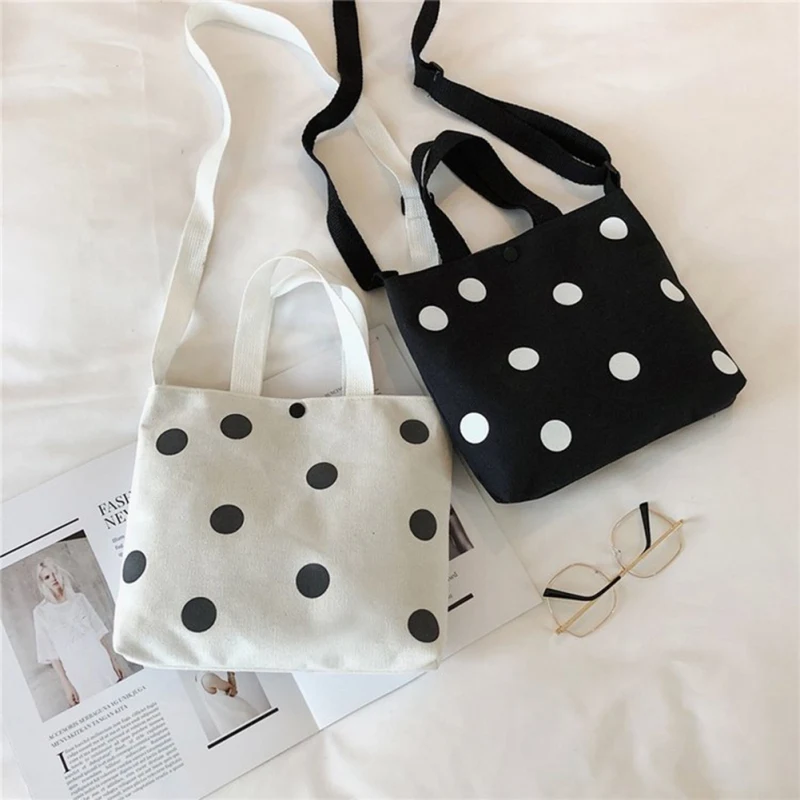 

Japanese art polka dot student dot portable diagonal shoulder canvas bag simple wild casual student wild canvas bag