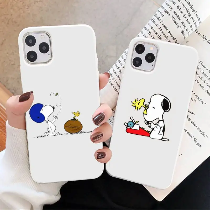 

Peanuts Charlie Brown beagle dog Phone Case Candy Color for iPhone 6 7 8 11 12 s mini pro X XS XR MAX Plus