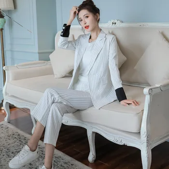 

Set female 2019 autumn new white striped small suit jacket two-piece temperament slim slimming fashion wild women's clothes set