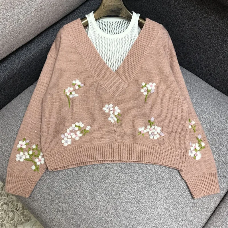 

Luxury Designer Brand Knitted Sweater for Women Causel V Neck Hand Crochet Flowers Embroidered Loose Knitted Pullovers