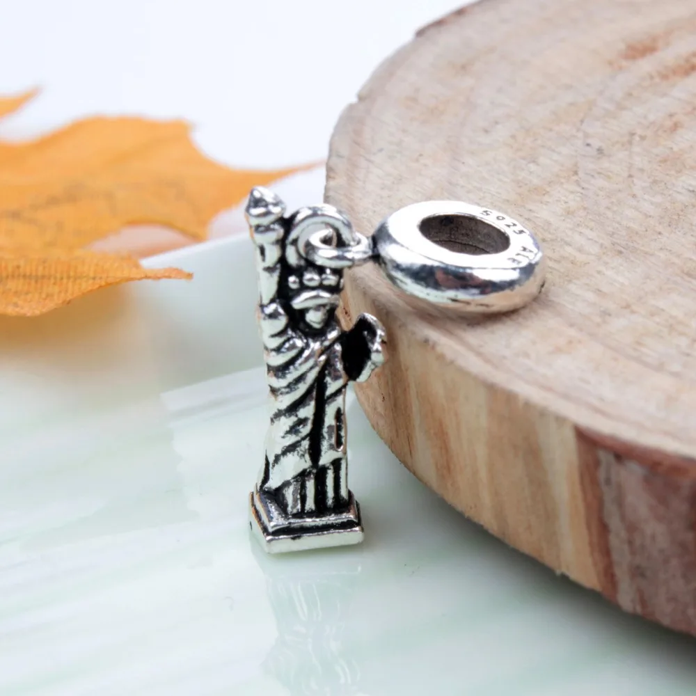 7920814247_2045298408