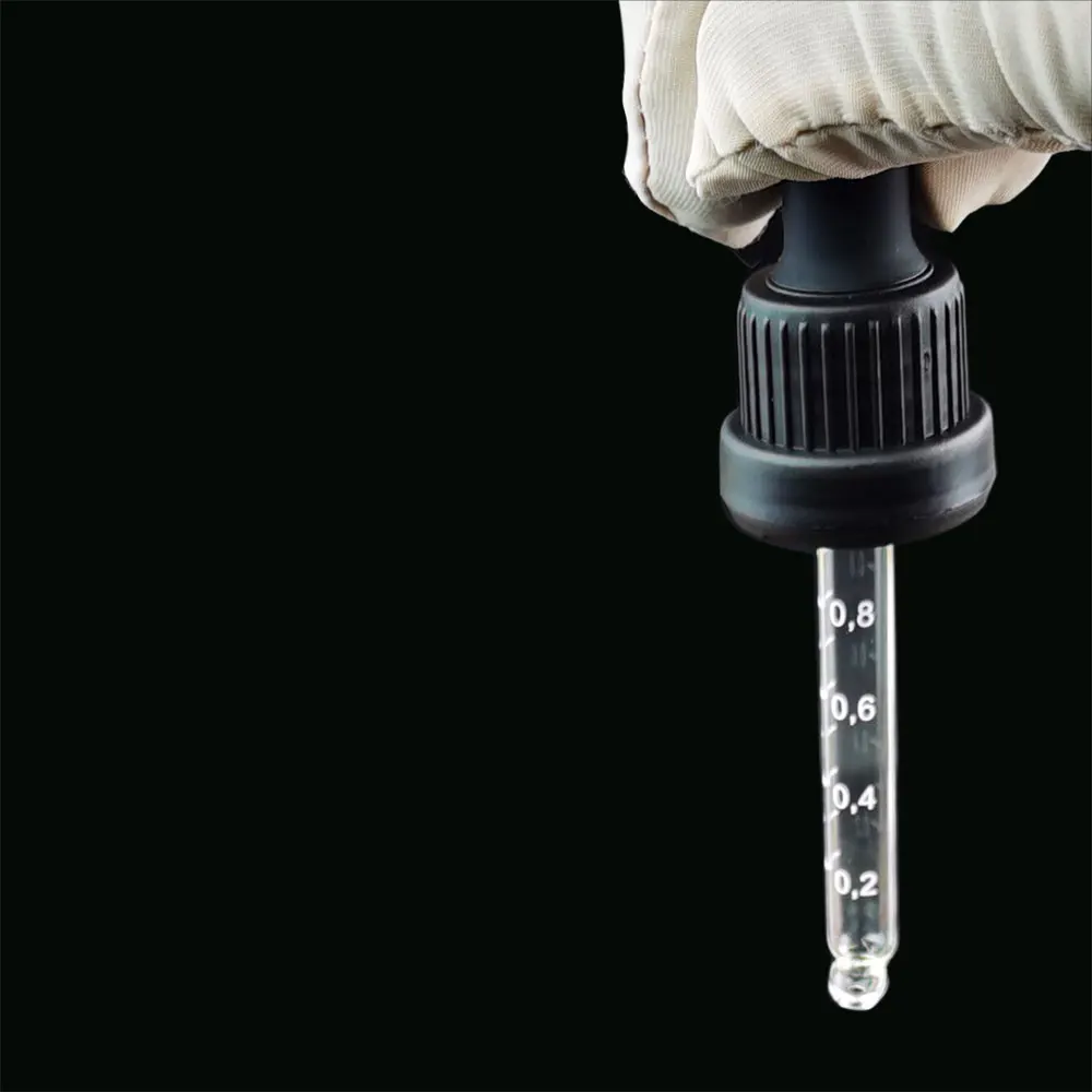 100pcs 1g valume measurable dropper for 30ml bottle Liquid essential massage basic oil Pipette Refillable essential oil Bottles