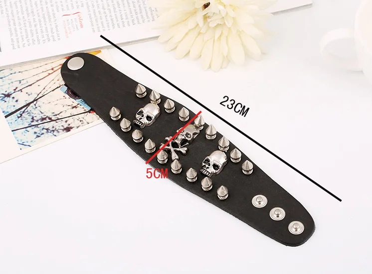 2441333550_2118088041