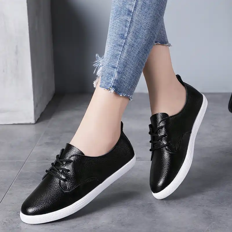 lace up ballerina sneaker