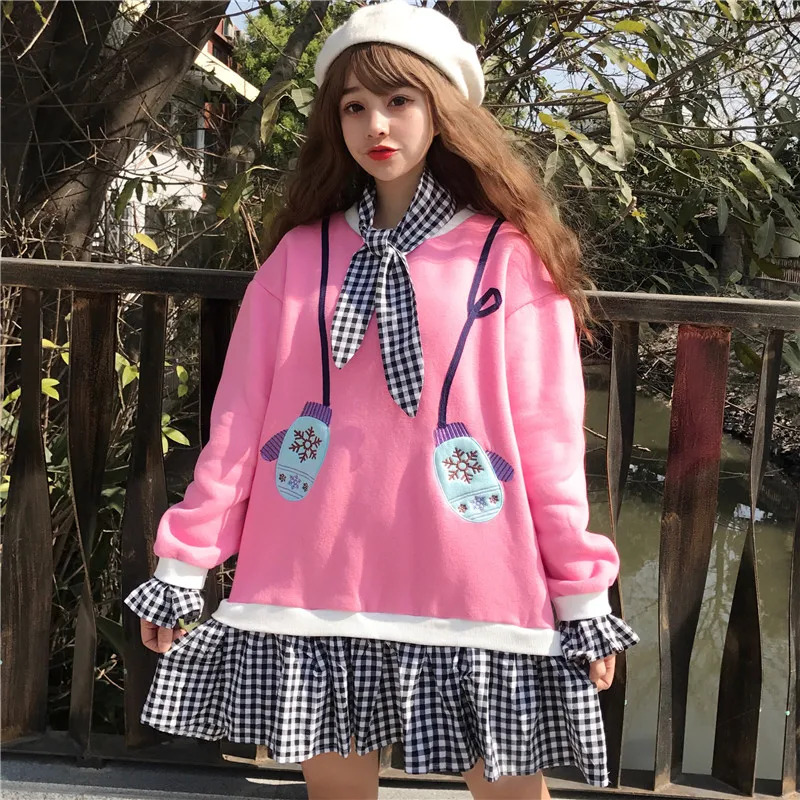 Клетчатый свитер с фальшивыми вставками из двух частей плюс толстый бархатный свитер женский осенний и зимний свободный студенческий пуловер с мультяшной вышивкой Топы