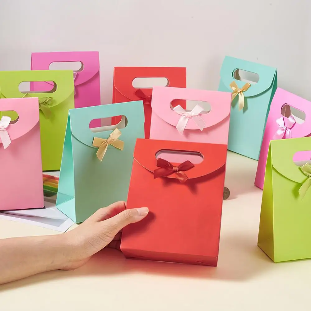 30 шт ленты бантом дизайн бумажные подарочные пакеты для упаковки день рождения сувенир для свадебной вечеринки конфеты сумки Мешочки смешанные цвета 16,3x12,3 см