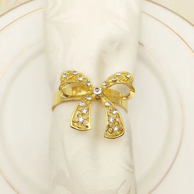 Встраивать жизнь отель рождественские украшения салфетки Круг золото серебро покрытие лук форма обеденный стол салфетки Пряжки Кольцо для вечерние