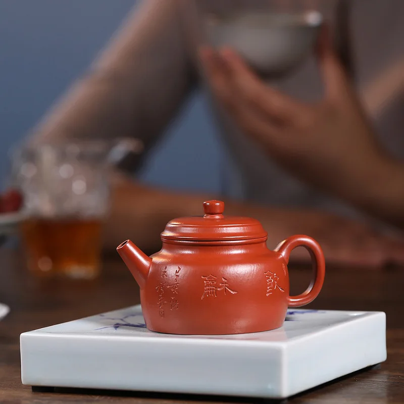 

Yixing are recommended by the manual small mines wrinkled skin mud kung fu zhu purple sand tea set clock pot of 200 cc