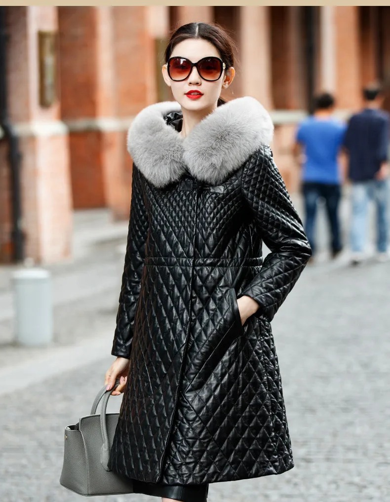 

Genuine Leather Jacket Winter Coat Women Real Sheepskin Coat Female Fox Fur Hooded Cotton Padded Outerwear Parka WYQ849