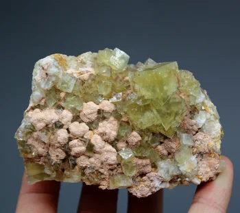 

New mineral ! 230g Natural yellow fluorite Cluster mineral specimens Stones and crystals Healing crystal