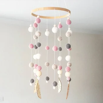 

1 Pcs Hairball Wind Chime Bed Bell Children Bedroom Decoration Living Room Shop Decor Cute Wall Ornaments