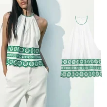 

Maxdutti Summer Indie Folk Vintage Floral Shirt Women Blouse Embroidery Halter Blusas Mujer De Moda 2021Blouse Women And Tops