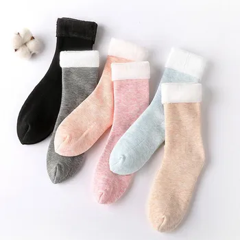 

Women's Warm Skateboard Sock Floor Vertical Striped Sock Snow Plus Thickening
