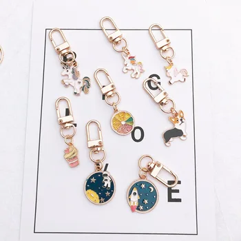 

2020 Cute Daisy Key chain Woman Metal Chain Corgi Dog Key Chains Jewelry Pack Zinc Alloy Cartoon Pendant Accessories