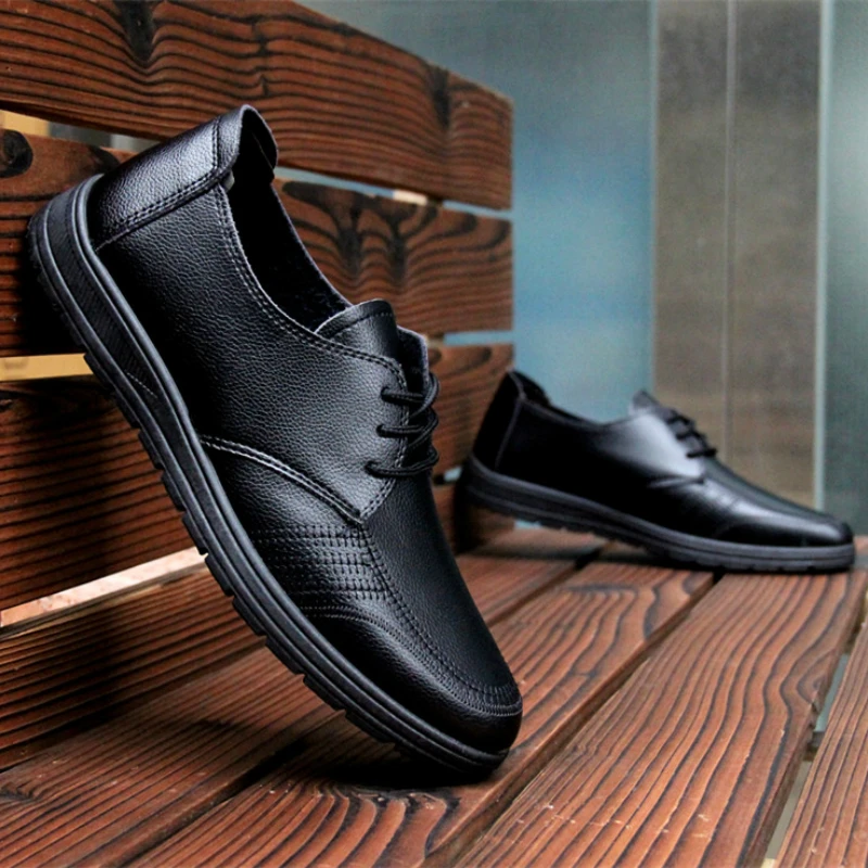 

Autunno Della Molla Degli Uomini Di Scarpe Di Cuoio Britannico Pattini Di Vestito Scarpe Maschili Traspirante Lace-up Rotonda