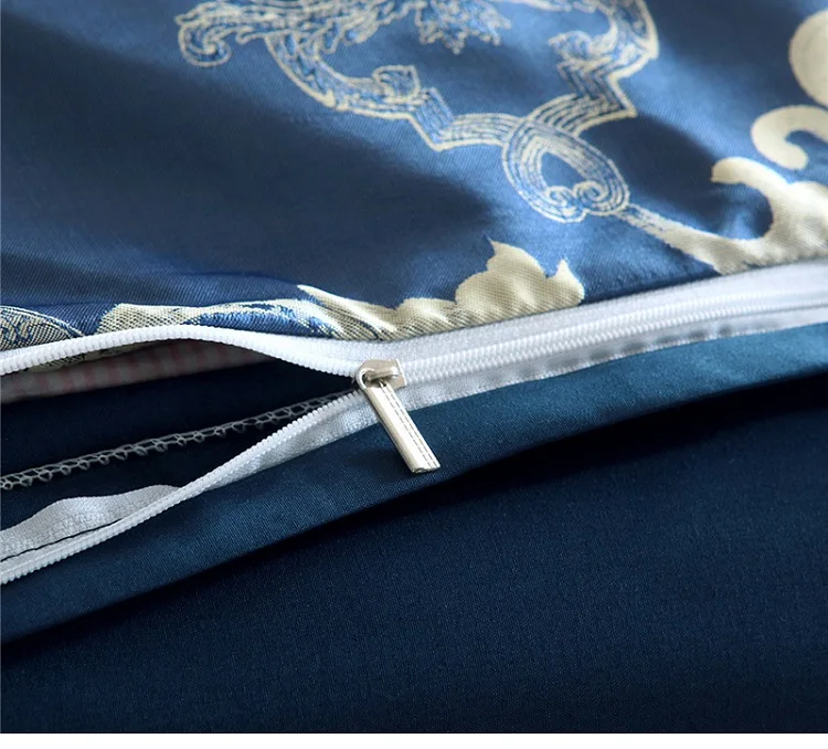 12132095719_1177752753