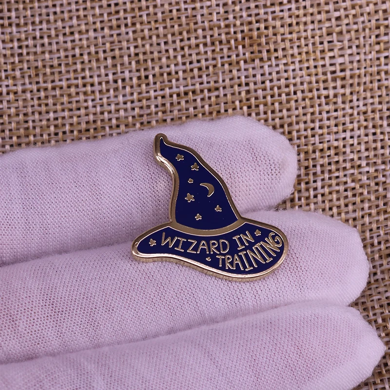 Эмалированная булавка Witch Hat Star Лунная брошь для джинсовых курток воротника