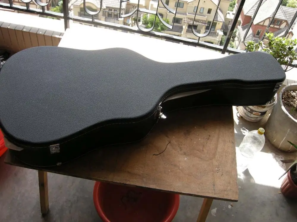 

Use this link only when ordering a guitar Not sold separately acoustic guitar case
