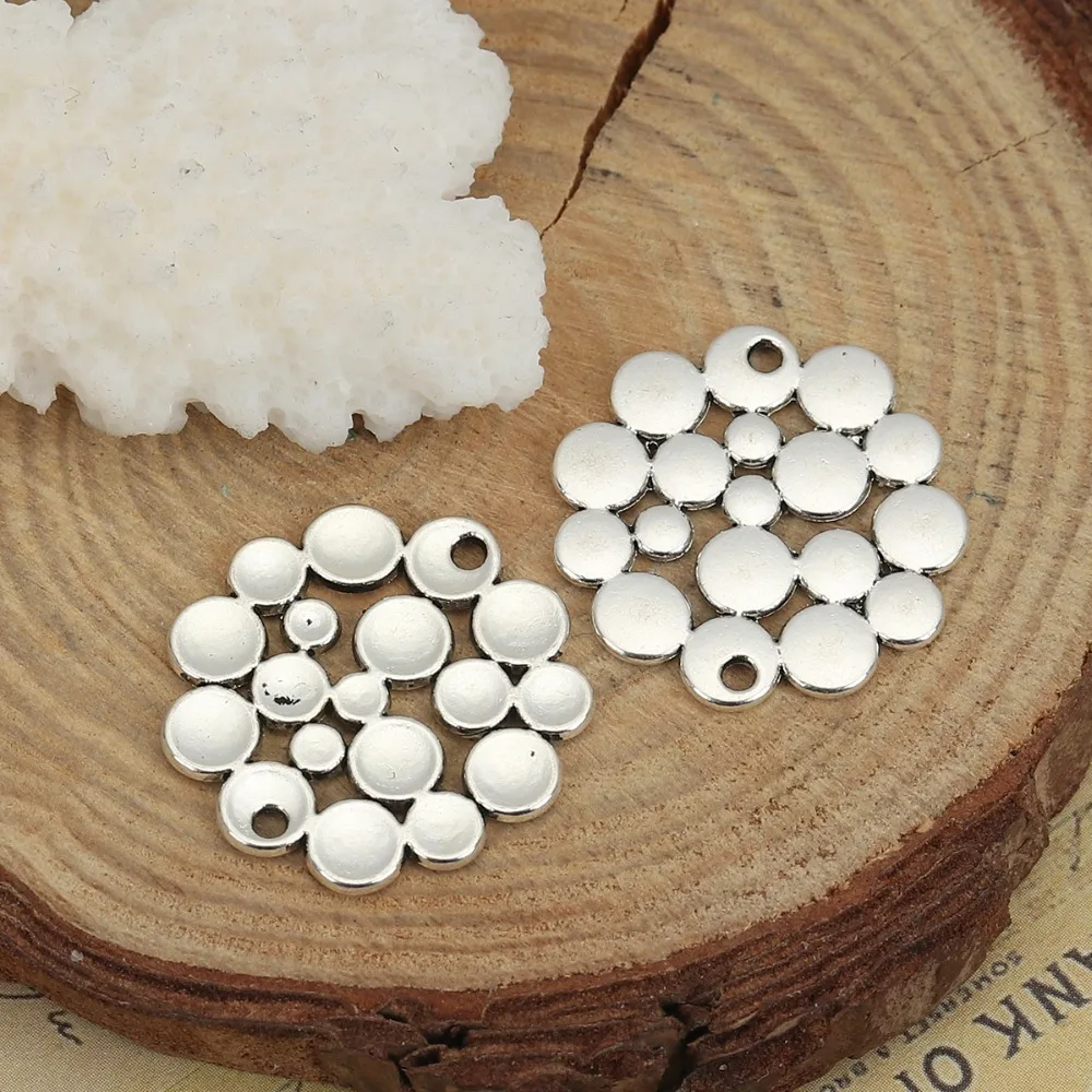DoreenBeads Модные цинковый сплав разъемы нерегулярный Античный Серебристый Круглый Стиль для самодельных ювелирных изделий 22 мм x 21 мм, 30 шт