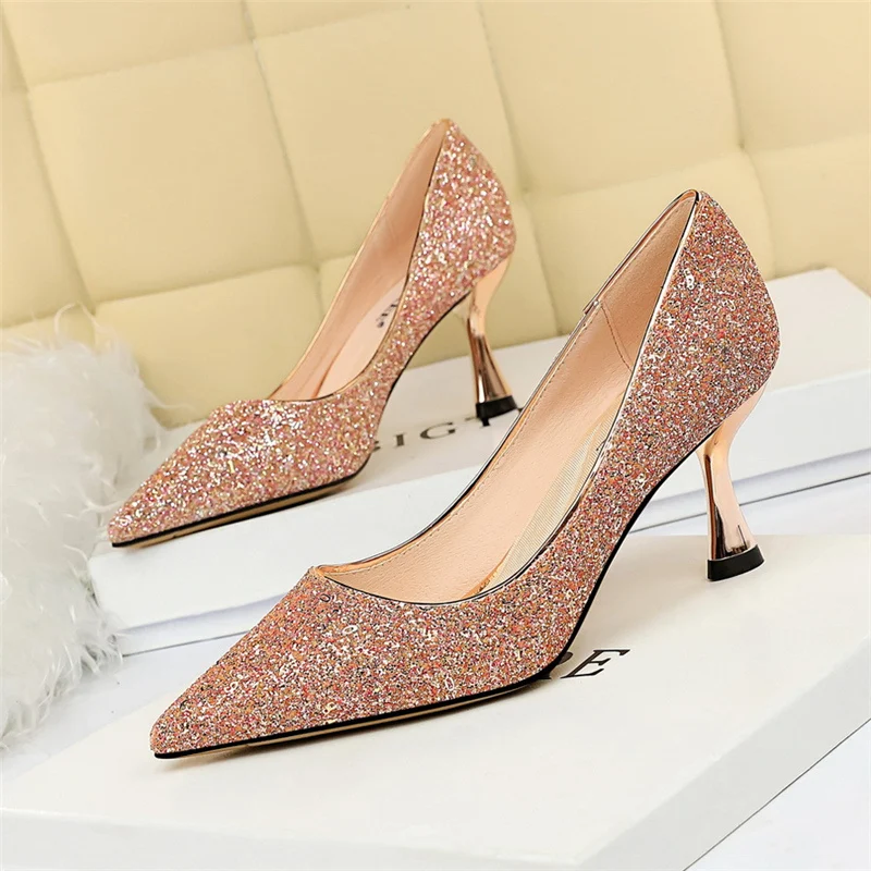 

2020 Spring Fashion Women Glitter White Gold Blue High Heels Pumps Designer Bling Low Heels Party Wedding Shoes Plus Size 34-43