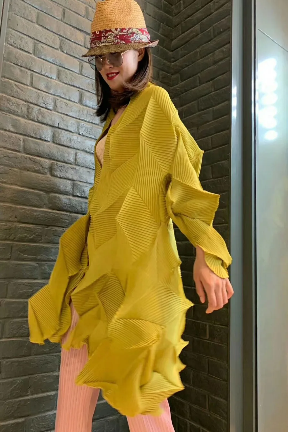 Горячие продажи Miyake модные ветра заклинание сложить Длинные рукава плащ