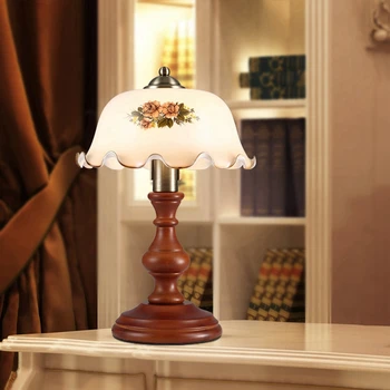 

American Lamp Retro rural bedroom bedside Republic European creative Retro Old Shanghai solid wood glass decoration table lamp