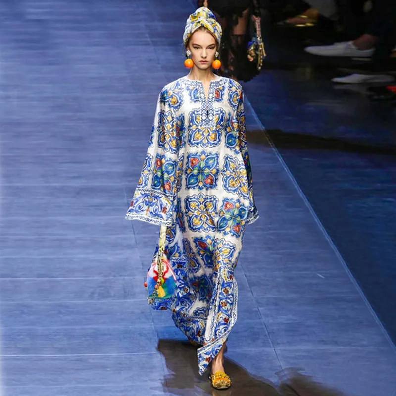 

Summer Beach Style Loose Blue and White China Pattern Dress Women Long Dresses Large Size Dress Long Sleeve