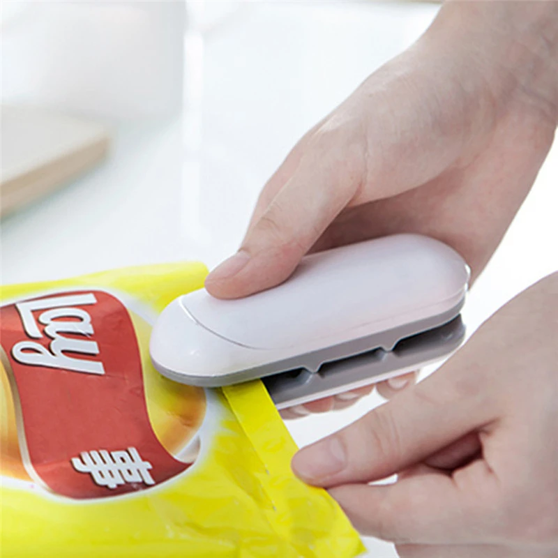 Portable Sealing Tool Heat Mini Handheld Plastic Bag Impluse Sealer Home Portable exquisite Creative and refined