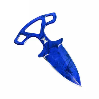 

CSGO Skin Shadow Dagger Motorcycle Car Sticker Fashion Occlusion Scratch Anime Bumper Decal Decoration Car Assessoires KK13*10cm