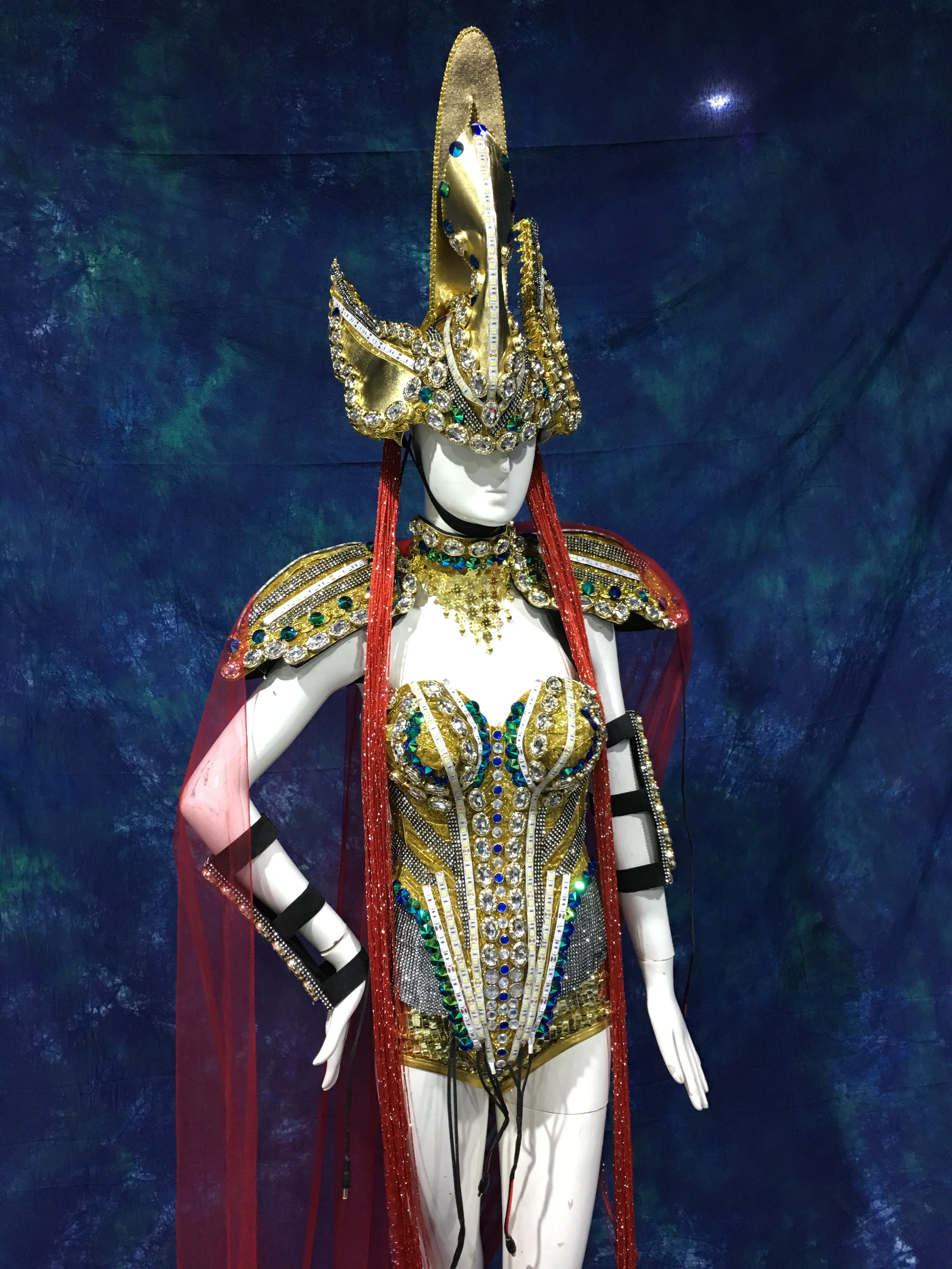 Future technology светодиодный костюм для девочек золотого цвета Костюмы воинов бар рай