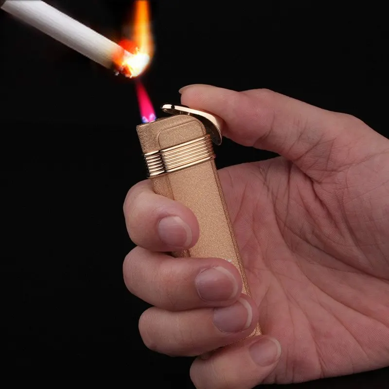 Маленькая металлическая Бутановая газовая зажигалка портативная ультратонкая креативная ветрозащитная Зажигалка красное пламя автоприкуриватель зажигалки
