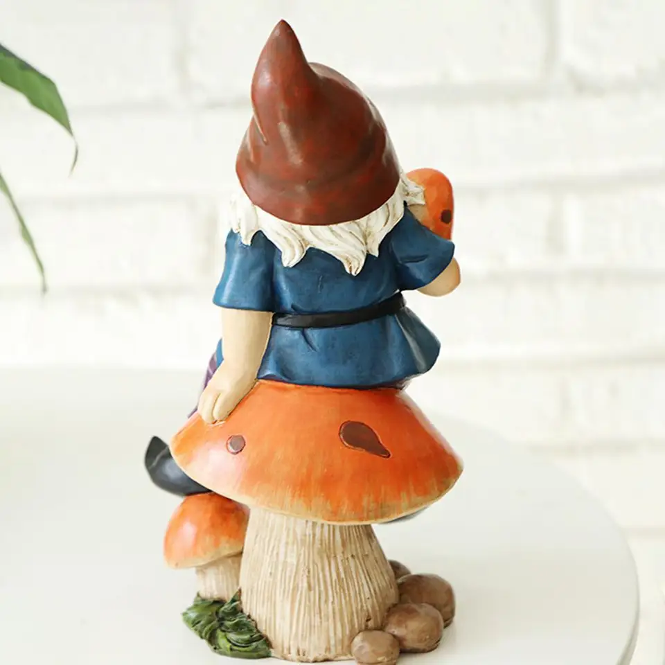 Aoguaro Gnomo su un'altalena da 21 cm, per giardino all'aperto, piccole sculture e statue divertenti in resina, decorazione artistica da giardino, sculture da appendere, regalo
