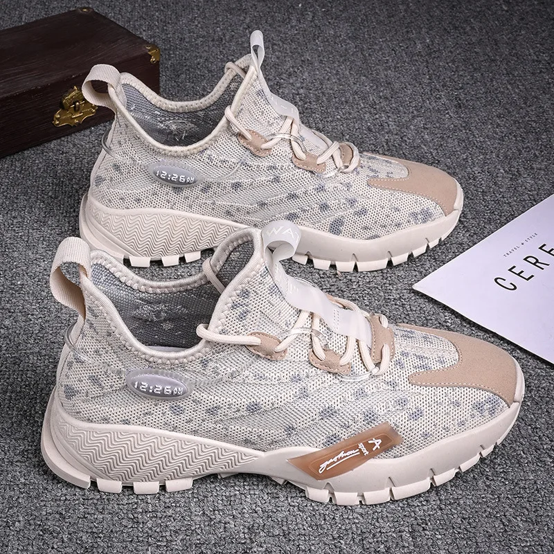 

Men's shoes 2020 new tiktok, summer breathable mesh, running shoes, white shoes, fashion casual sports shoes, men's shoes