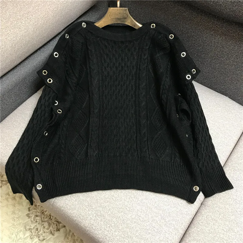 

Luxury Designer Brand Knitted Pullovers for Women Causel O Neck Cape Twist Side Split Black Loose Knitted Sweater