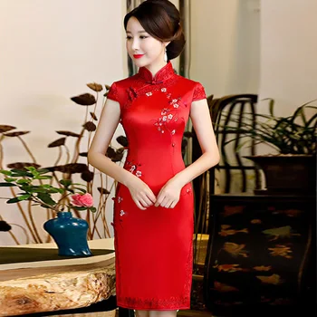 

Hot Sale Chinese Red Short Qipao Dress Plum Lace Embroidery Female Banquet Cheongsam Qi Pao Dress 4XL Plus Size Chinese Evening