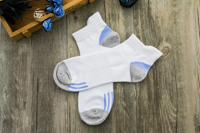 Новые мужские повседневные спортивные носки, мужские хлопковые дышащие летние спортивные носки высокого качества, мужские носки-башмачки, размер 39-44