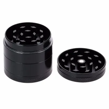 

4 Layers Small Round Shape Men Grinder Portable Zinc Alloy Herb Tobacco Herb Spice Crusher Hookah Smoking Accessories