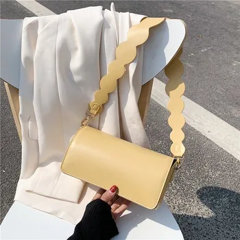 

High-quality French niche baguette bag 2020 new foreign temperament messenger bag female wild ins armpit bag